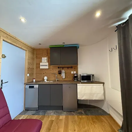 Apartment Le 3300 - 42 - Vue Piste - 2 Pers *